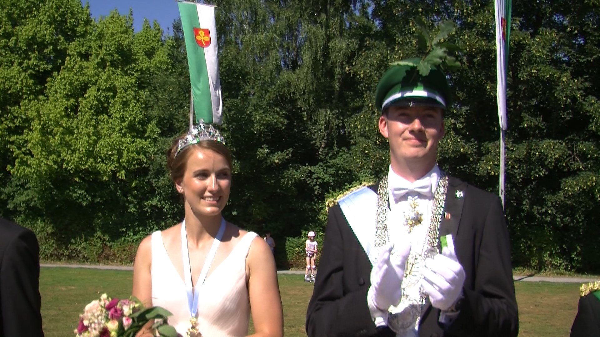 Strahlendes Königspaar in Salzkotten – Sälzer feiern Schützenfest