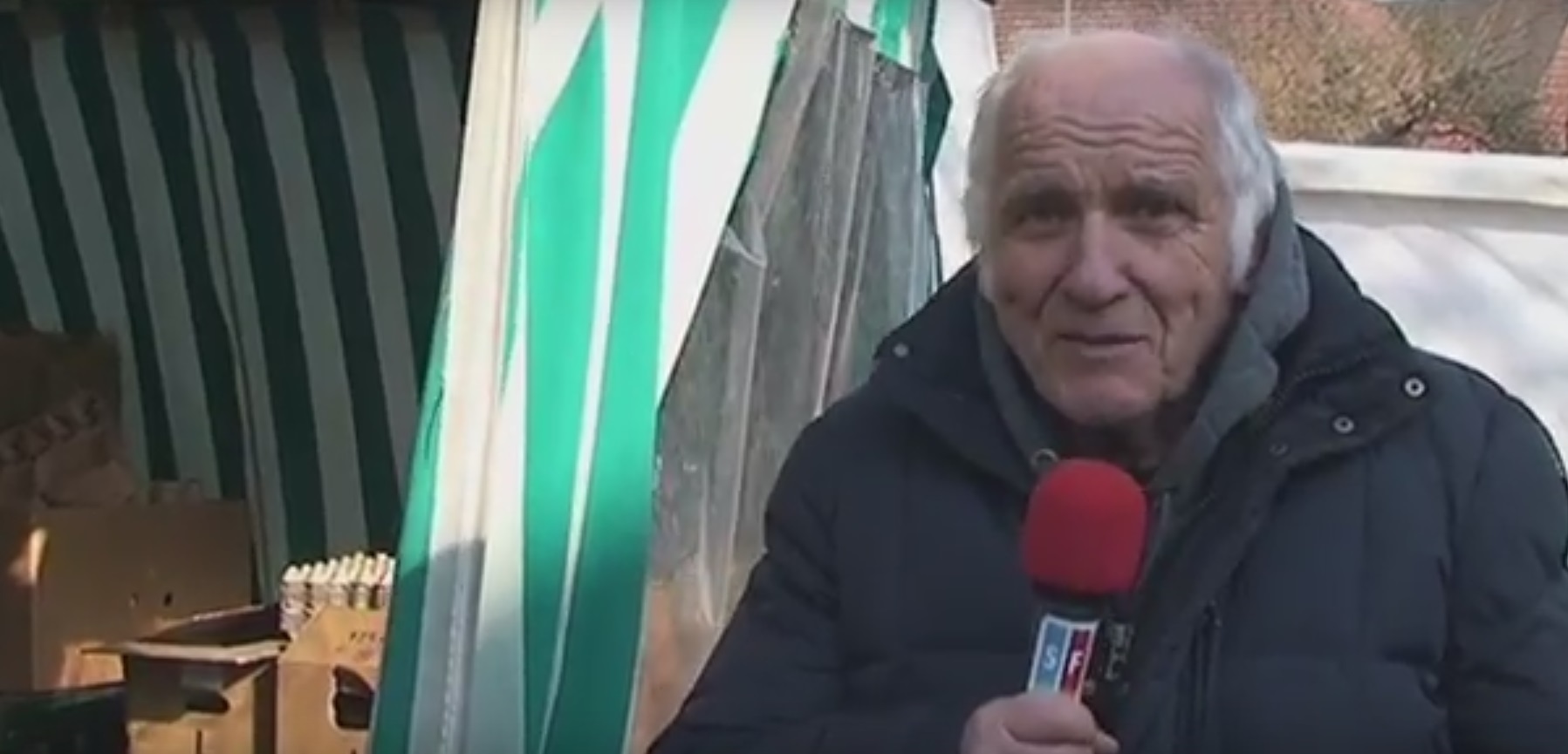 Frostiger Wochenmarkt