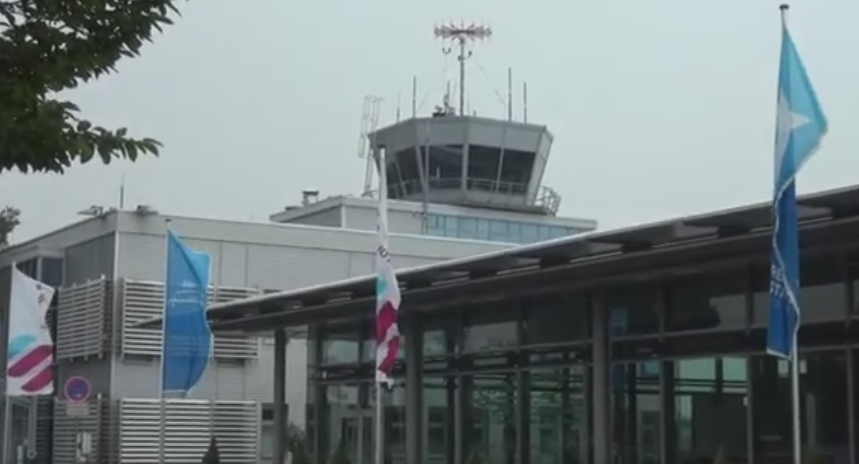 Airport Paderborn/Lippstadt im Sinkflug
