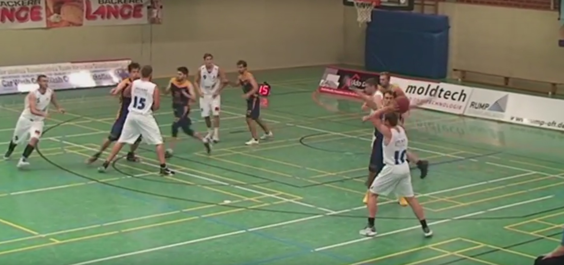 Accent Baskets vs. Kamp Linfort