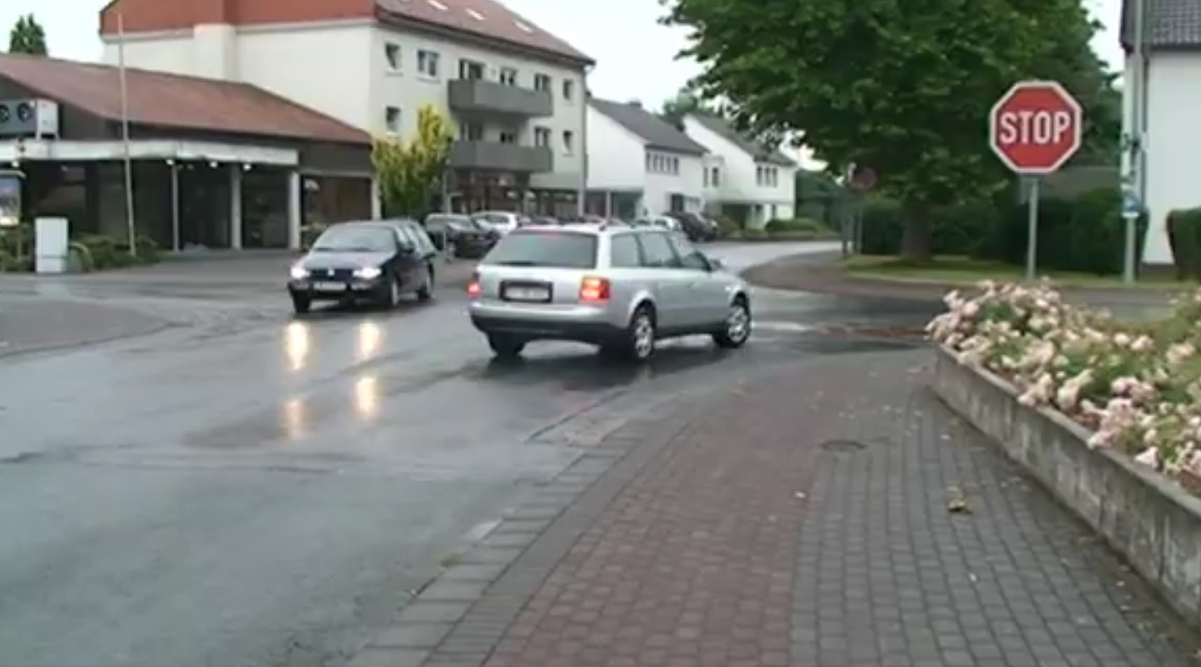 Minikreisel. Verkehrsversuch jetzt!